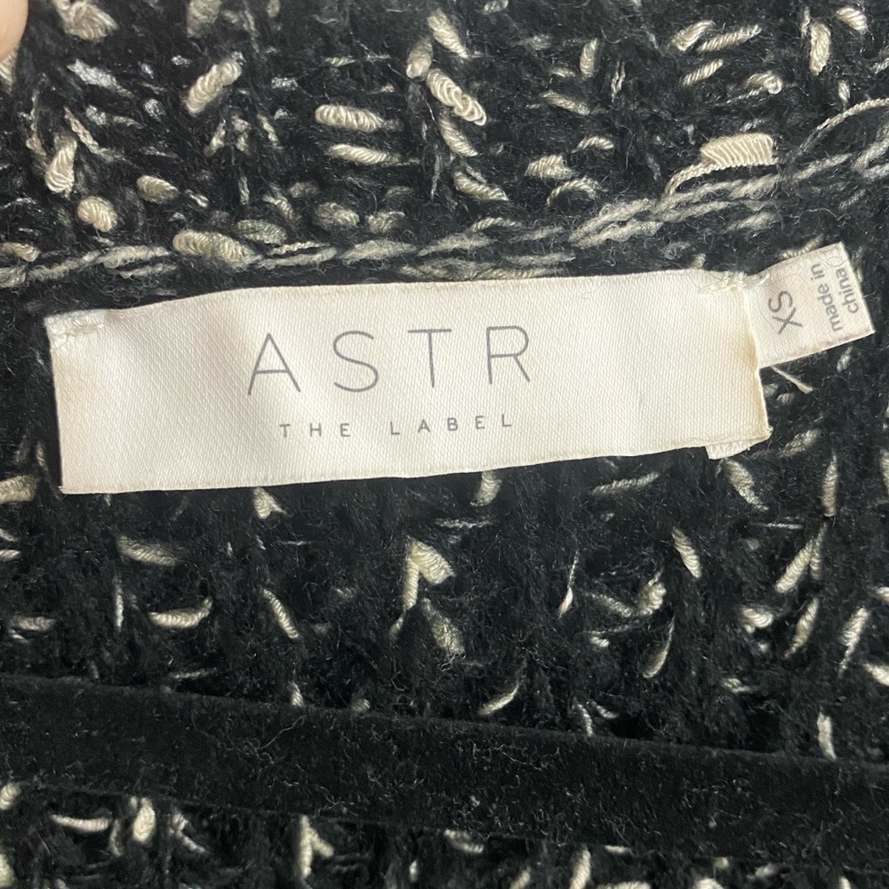 Astr Opal Marled Cardigan in Black Taupe XS $50 OBO - Picture 6 of 6